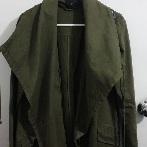 Tyli size L army green beaded trench coat - Picture 9 of 9